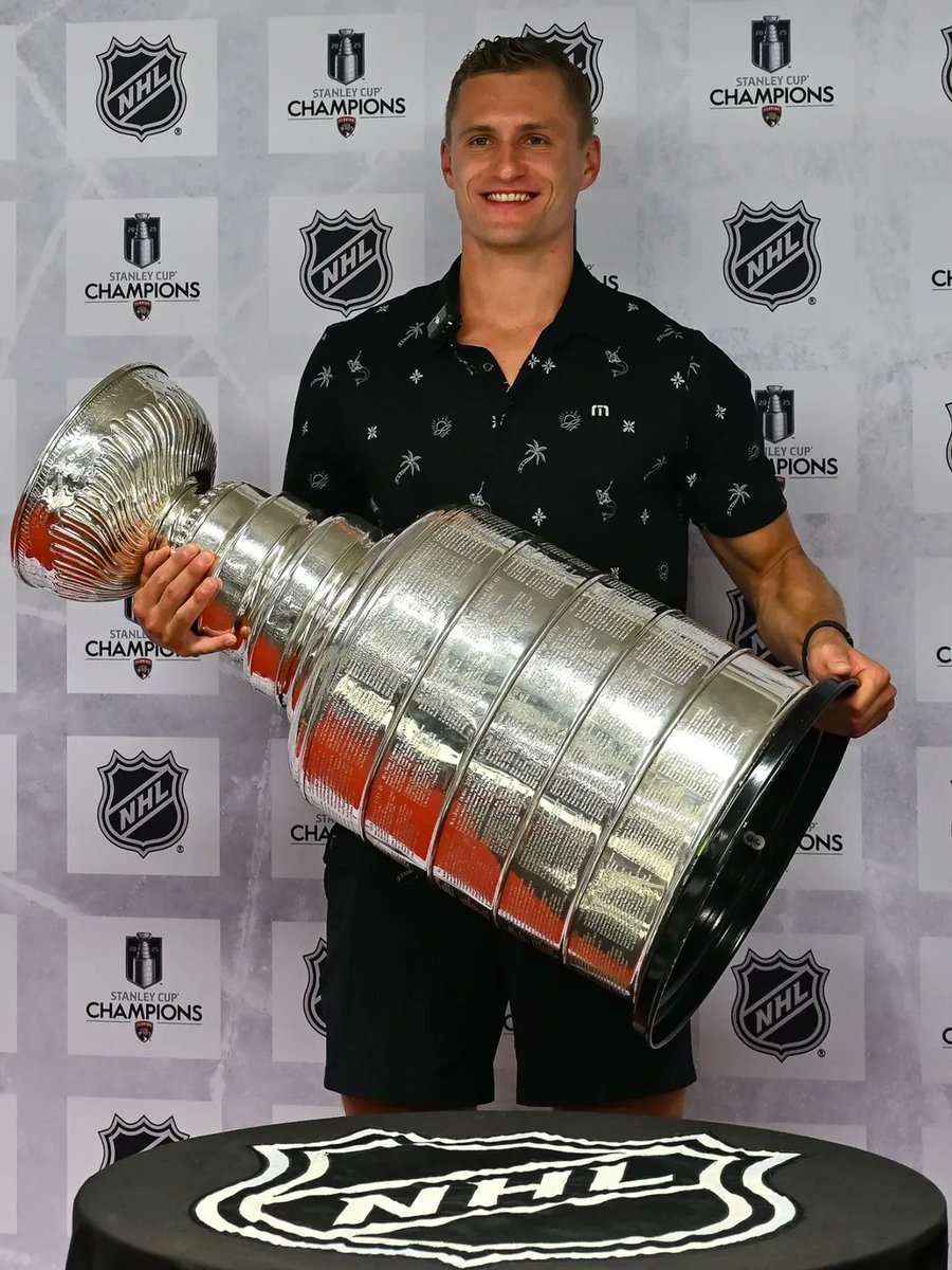 Minnesota Wild @PONDcast presented by Acrisure (@pondcast) on Twitter photo ICYMI: <a href="/RadioFalness/">Kevin Falness</a> at the <a href="/mnstatefair/">Minnesota State Fair</a> joined by <a href="/mnwild/">Minnesota Wild</a> center Nico Sturm, <a href="/patmick2626/">Pat Micheletti</a>, <a href="/chrisbarriereTV/">Chris Barriere</a> and more <a href="/KFAN1003/">KFAN1003</a>
podbean.com/eas/pb-aankk-1… ICYMI: <a href="/RadioFalness/">Kevin Falness</a> at the <a href="/mnstatefair/">Minnesota State Fair</a> joined by <a href="/mnwild/">Minnesota Wild</a> center Nico Sturm, <a href="/patmick2626/">Pat Micheletti</a>, <a href="/chrisbarriereTV/">Chris Barriere</a> and more <a href="/KFAN1003/">KFAN1003</a>
podbean.com/eas/pb-aankk-1…