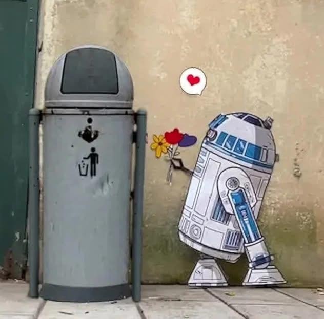 R2D2 wants to change its name to U&amp;M2!
#StarWars #Feelings #StreetArt #UrbanArt 🎨🖌