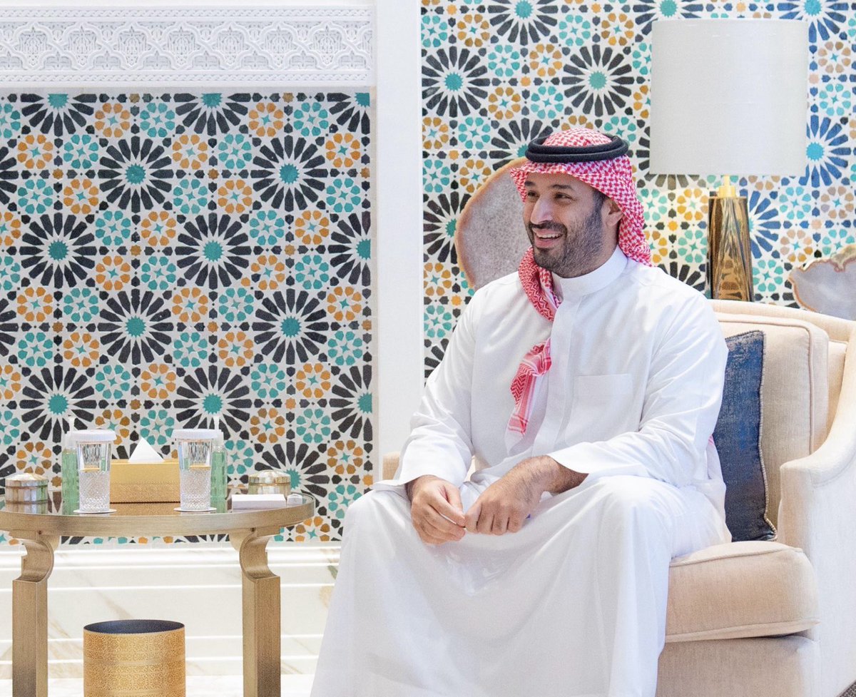 اللهم احفظ سيدي ولي العهد، وأدم عزه، وأيده بنصرك.