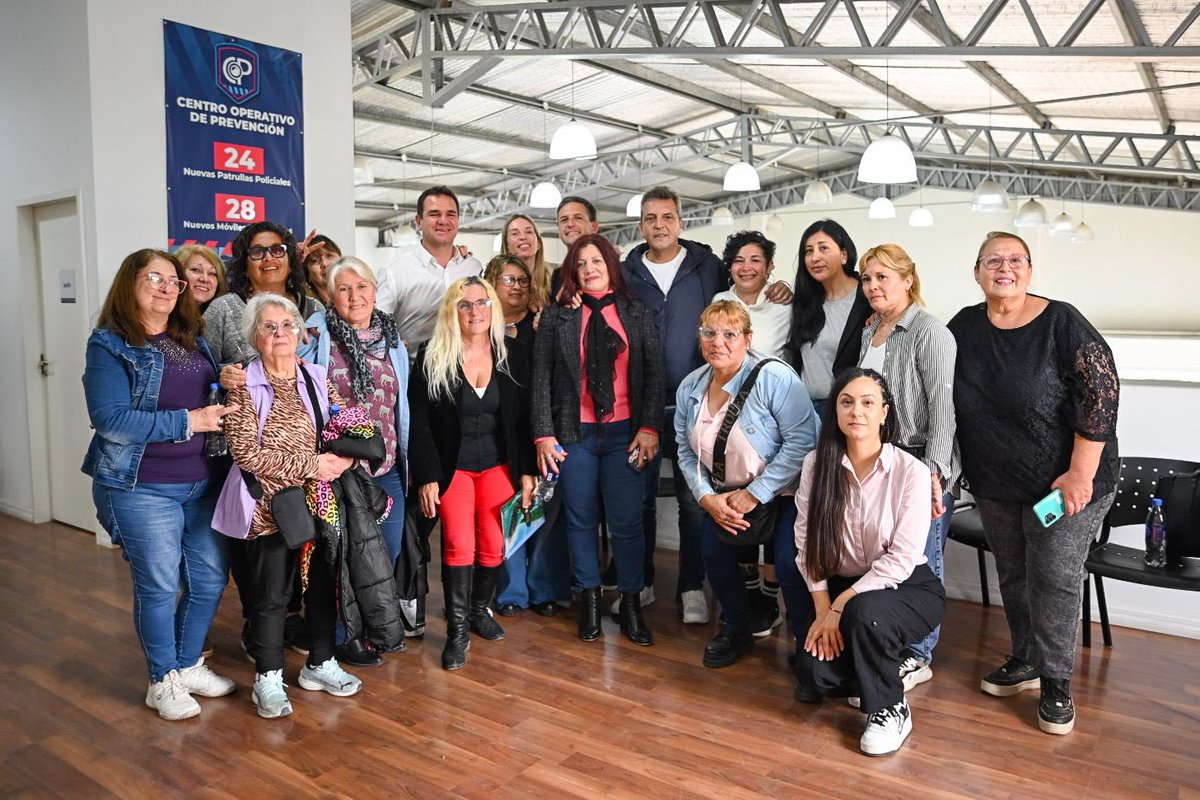 ayerasquetti's tweet photo. Con @SergioMassa escuchamos a las mujeres y estamos convencidos que solo el peronismo puede frenar a Milei y construir un Estado que visibilice sus problemáticas y transforme su vida. https://t.co/F9QIk21Up4