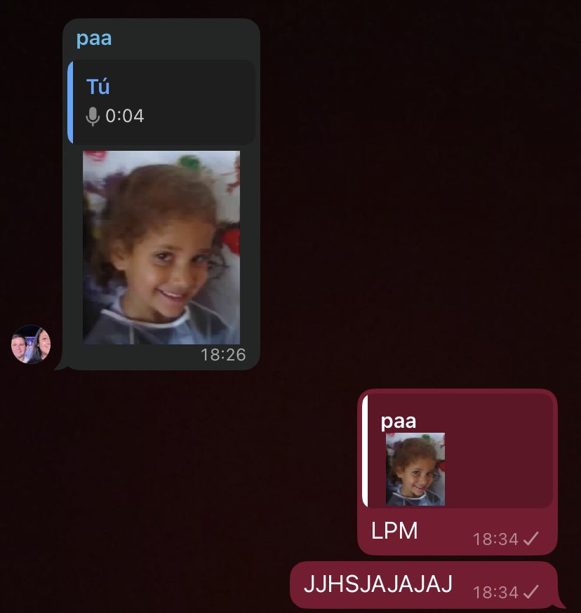 mi papa hace stickers mios💋