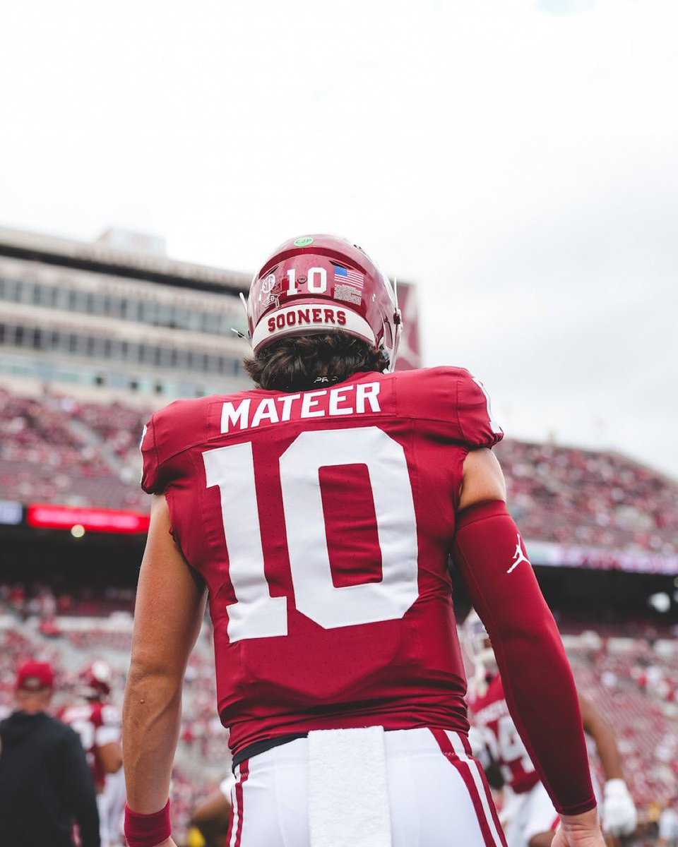 OkieFBfan's tweet image. My mental health relies on you 10