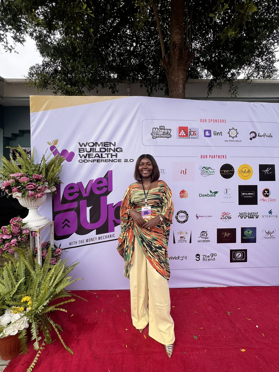 Attended the Women Building Wealth Conference today, truly impactful! 
Key takeaways:
1.Wealth is built by strategy
2.Start small
3.The time to begin is NOW 
#WomenBuildingWealth #MindsetMatters