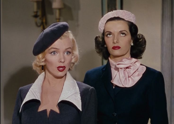 liza 🤨 (@boyerism) on Twitter photo 