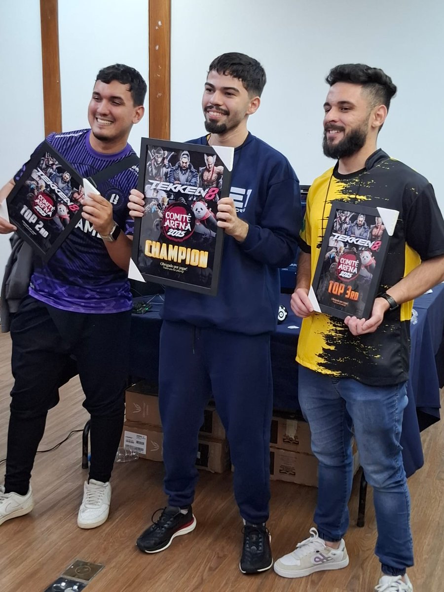 upper_esports's tweet photo. E Upper no Top3 do Comitê Arena 2025 !
Sevy consegue pódio e fica em 3° lugar com uma run e lutas incríveis !
#keepingupper https://t.co/FCT7rjlkzg