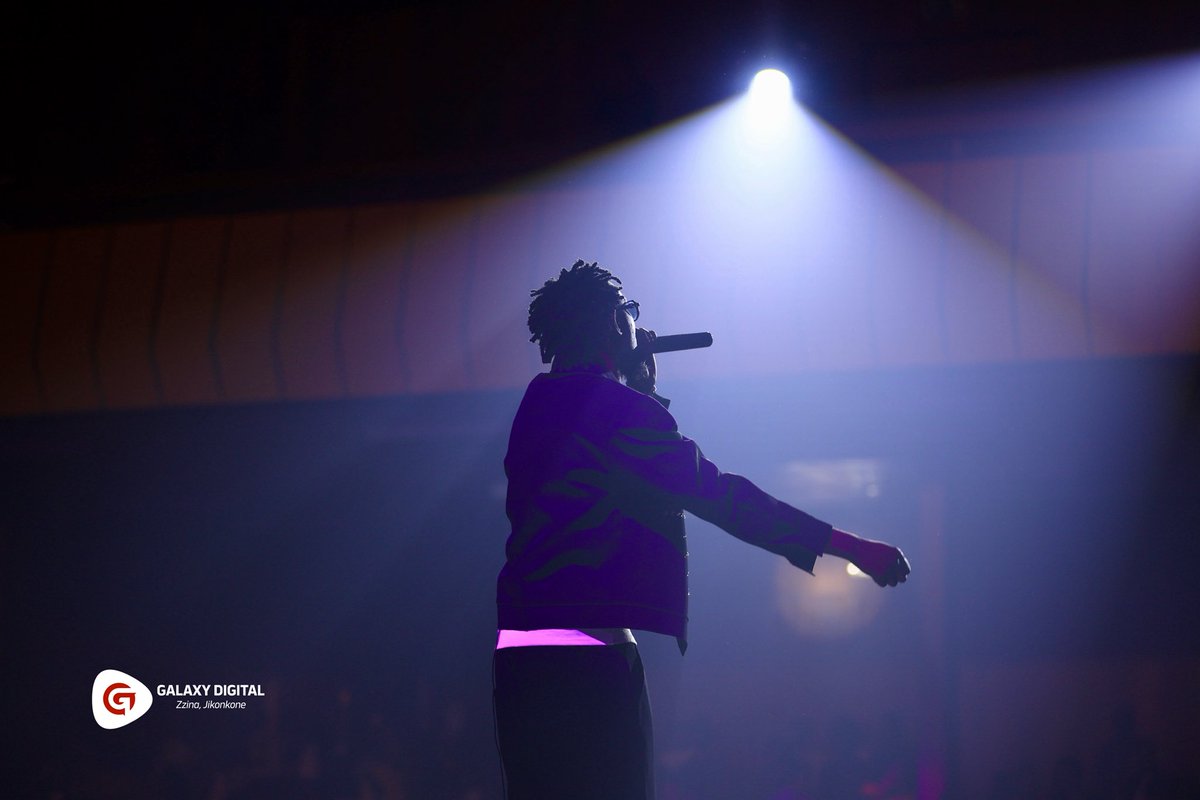 GalaxyFMUg's tweet photo. Mun G believed, and he has achieved it 

Serena has bowed for the King 👑 

#ZzinaLifeStyle | #TheChampionsBall https://t.co/b0EcTLDhaW