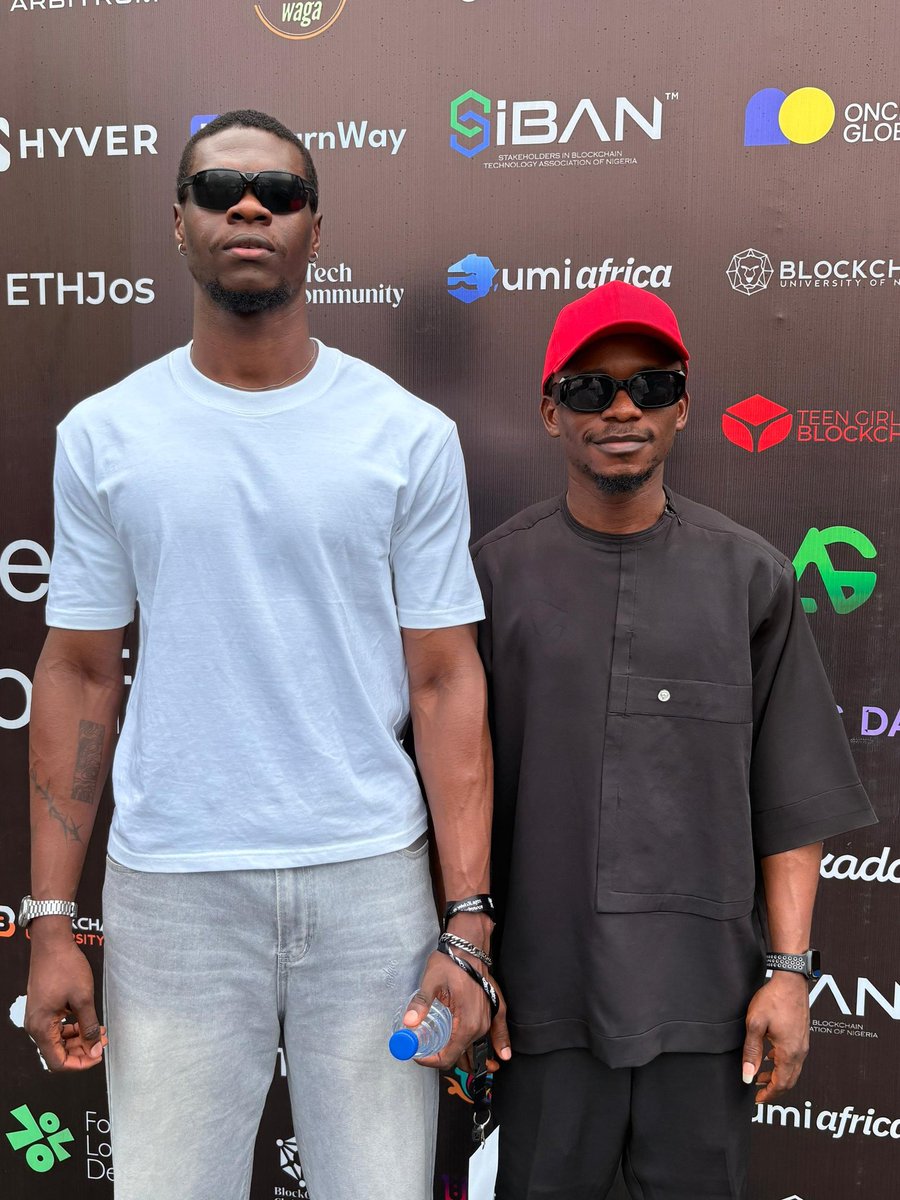 NowadaysPro's tweet image. Grateful for the chance to connect with great minds at #Web3LagosCon — people I’ve always looked up to. The energy here is inspiring @geniusyinka 

Respect my Boss