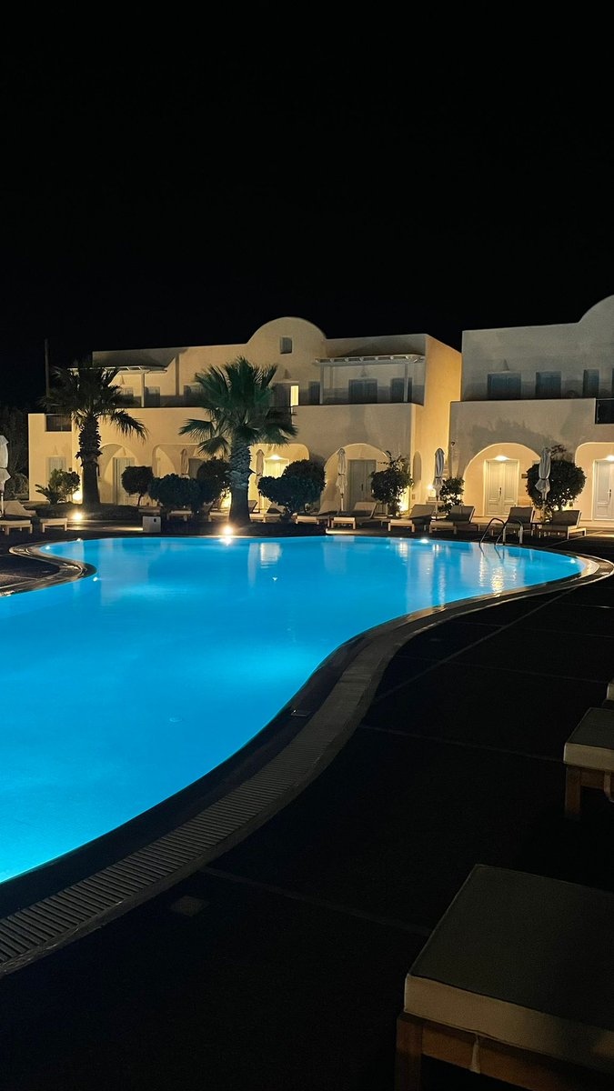 No streams for a week!! 

Gone to Santorini for some chilled out pool life!!

Have a great day all!!