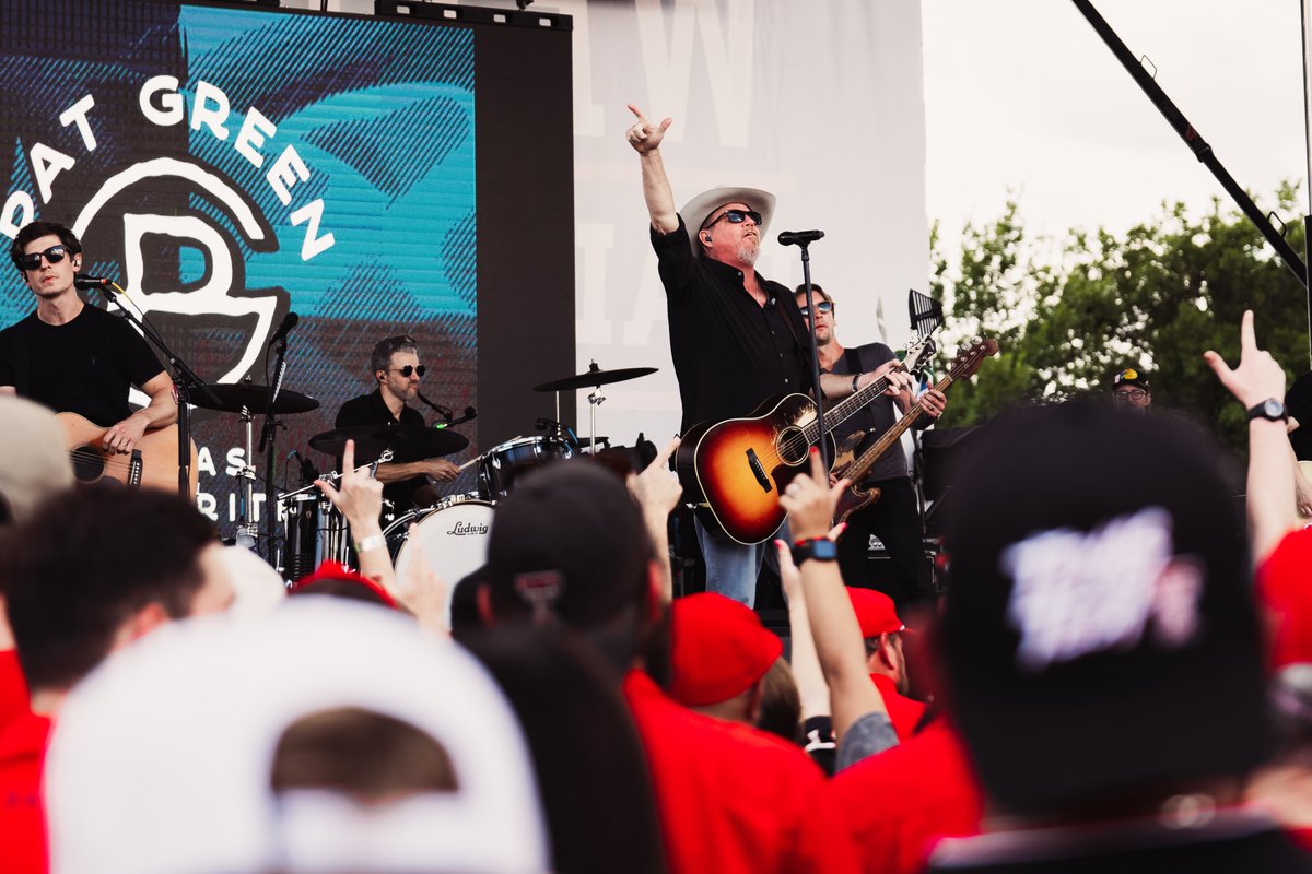 Welcome home, <a href="/PATGREENMUSIC/">Pat Green</a> 🎶