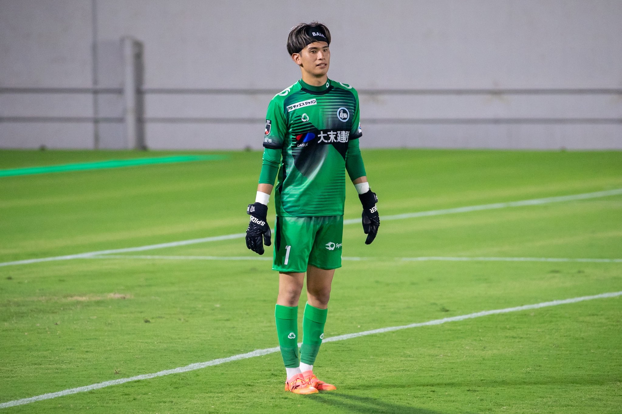 Jリーグチップス 復刻版 FC大阪 山本透衣選手 山本透衣選手 「明治安田J3リーグ 2・3月度 月間ベストセーブ賞