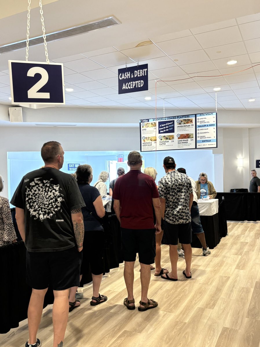 977HTZFM's tweet image. We’re enjoying the last days of August here at @NiagGreekFest! Be sure to come by and enjoy some delicious Greek food!  You can find us in the Kidz Zone all weekend long! 🇬🇷

#NiagaraGreekFest #HTZFMRoadies