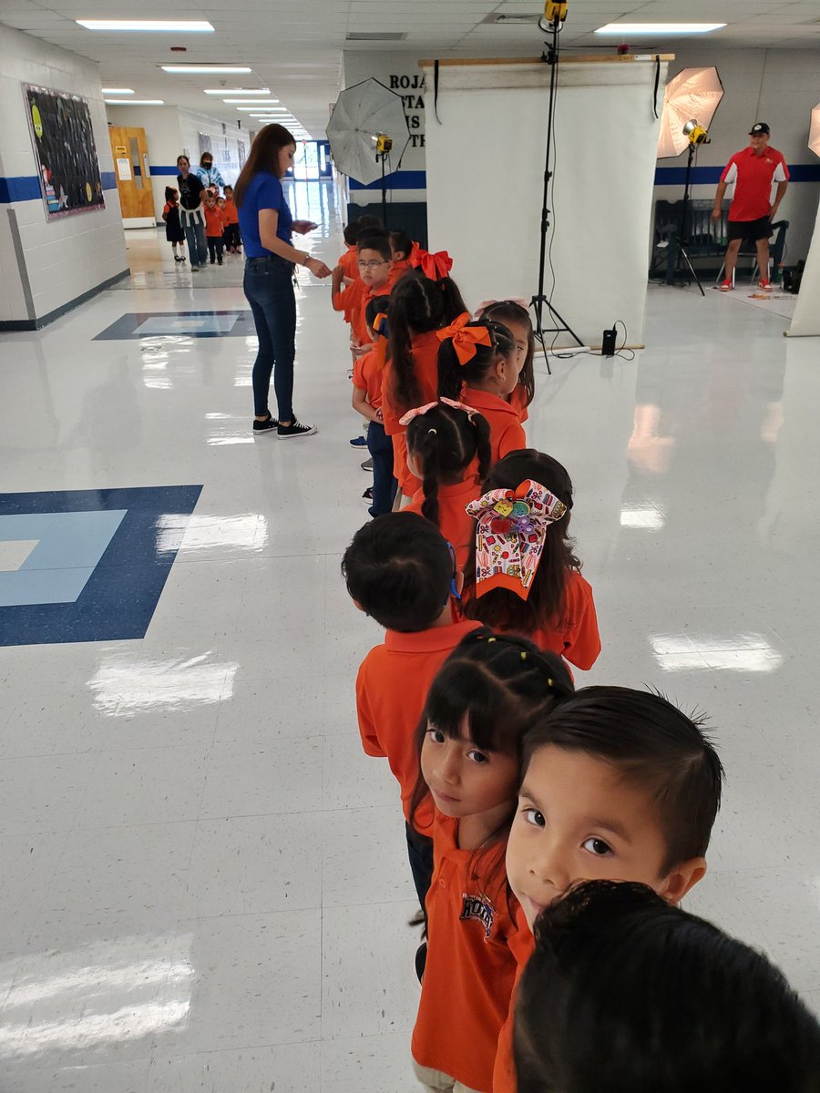 Sandy Morales 🇱🇷 tweet media