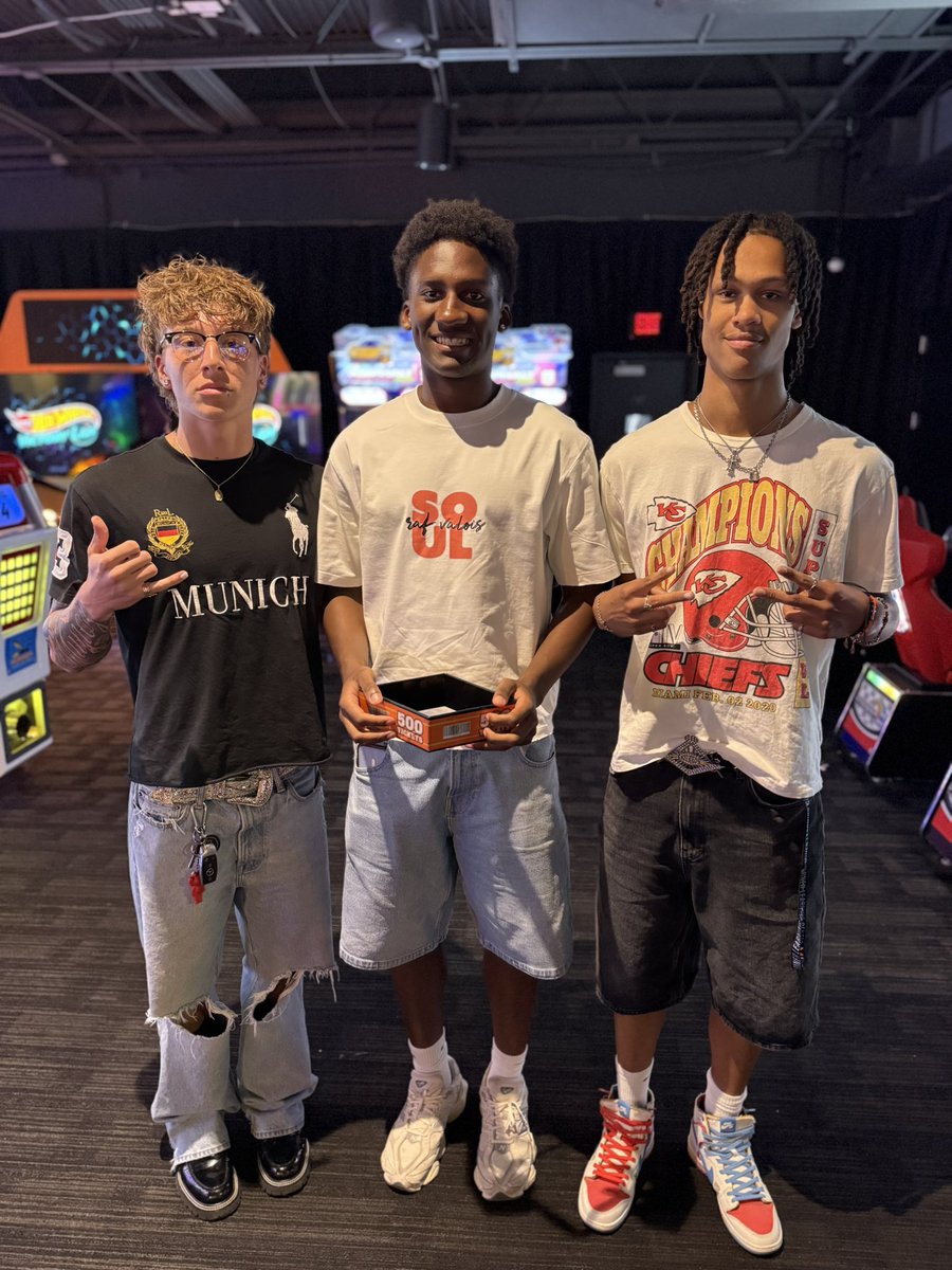 Thank you, <a href="/DaveandBusters/">Dave & Buster's</a> for hosting us‼️ We had a blast 🤙

#PicksUp ⛏️