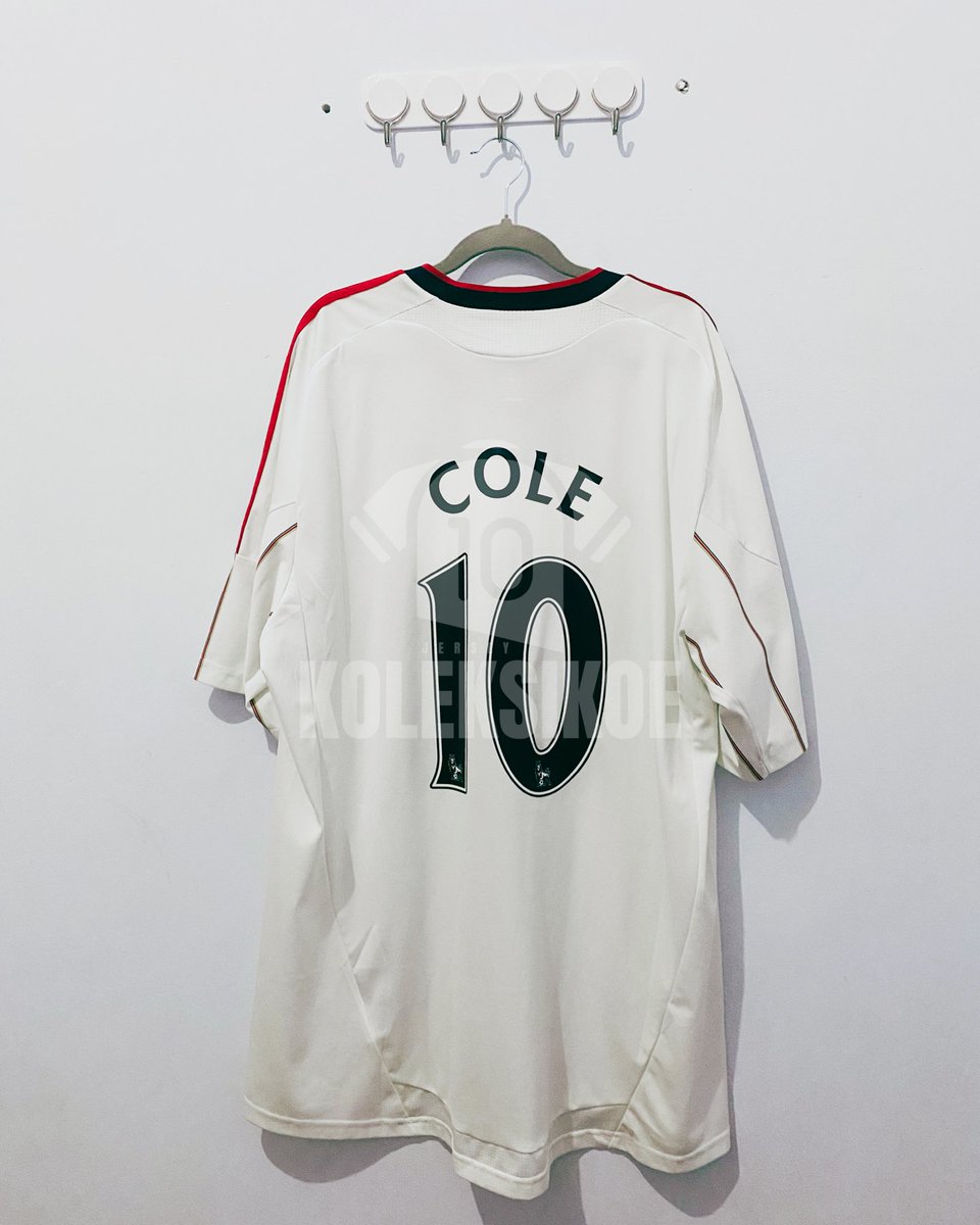 _ekoapril's tweet photo. Liverpool away 2010 2xl 
Nns Joe Cole

450k negotiable

Detail bisa pm

#jersey4sale #jerseyori https://t.co/N5gBpM9JDE