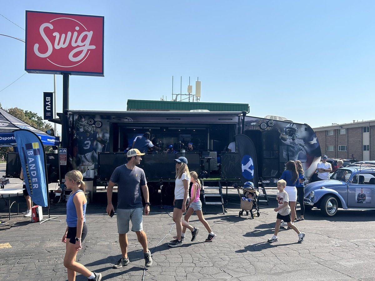 Ultimate Tailgating at the SWIG southwest of Lavell Edwards Stadium in Provo, #Utah. Free hot dogs and root beer. ESPN the Fan is here! Kickoff at 6pm. 

<a href="/tailgatingcrew/">BANDER Wealth Tailgating & Adventure Crew</a> <a href="/CriddleBenjamin/">Ben Criddle</a> <a href="/BANDER_810/">Blayne Andersen #letsinvest</a> <a href="/espnthefan/">103.9 & 98.3 ESPN The Fan</a> 
@byufootball #collegeFootball #letsinvest #espnthefan #tailgating