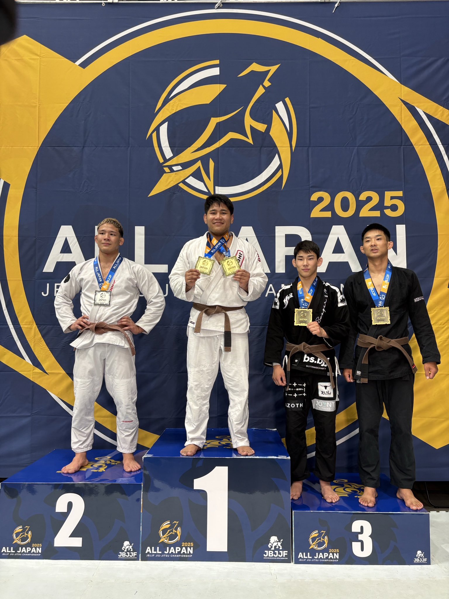 Keityページ♡⃜ Wai Kei】 MY MELODY Heart graphic knit /追跡付 (Wai Kei