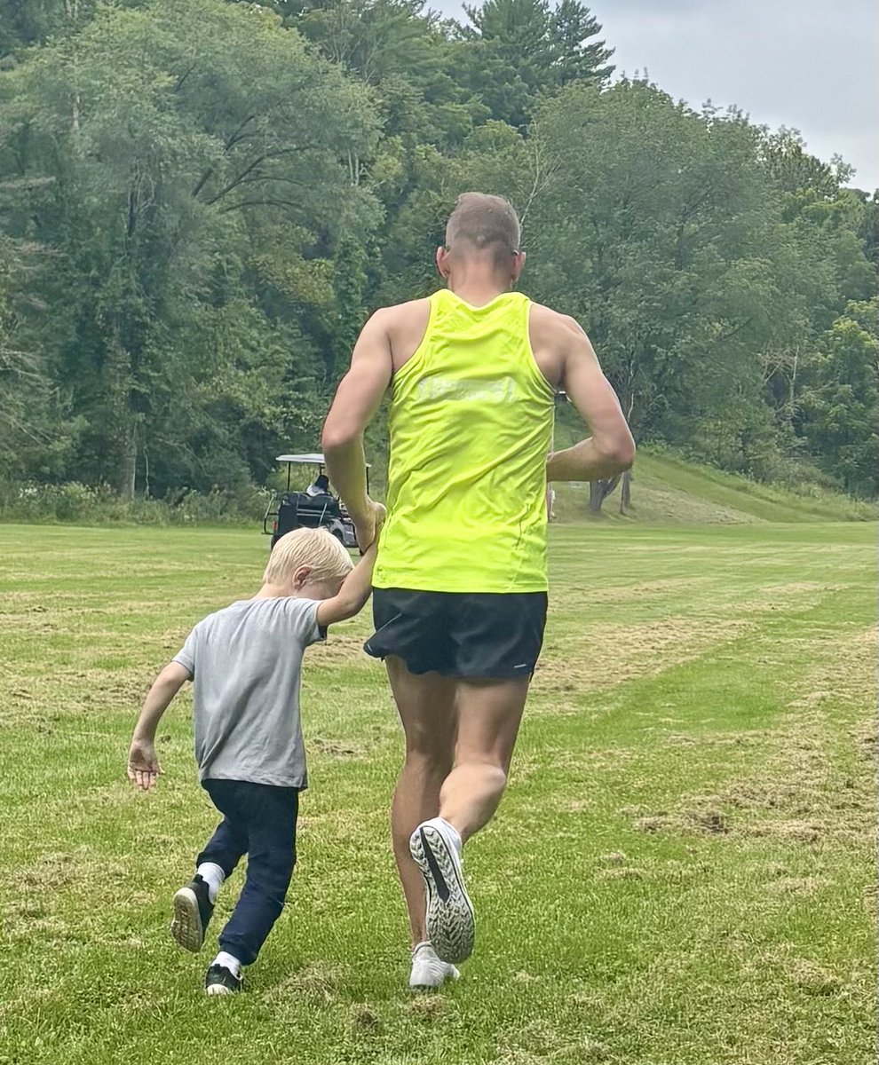 Run_Trl's tweet image. ⁦@SMUMNAthletics⁩ ⁦@SMUMNCCTF⁩ Red and White Alumni Meet