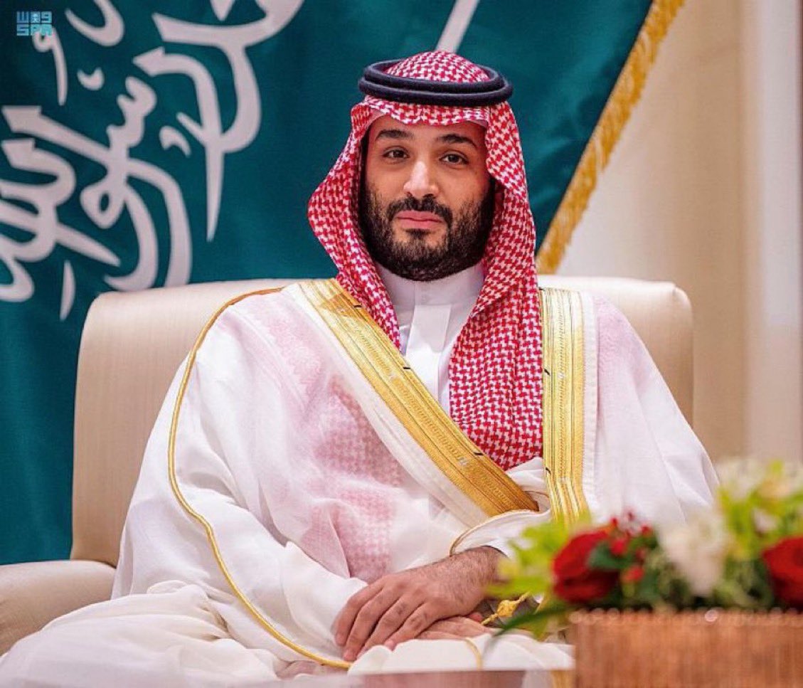 o7o515's tweet image. #محمدنا_اربعون_عاما
 #ولي__العهد
 #محمد_بن_سلمان_40_عام
#ميلاد_القايد
"كل عام وانت بخير يا سيّد الزمان والمكان "