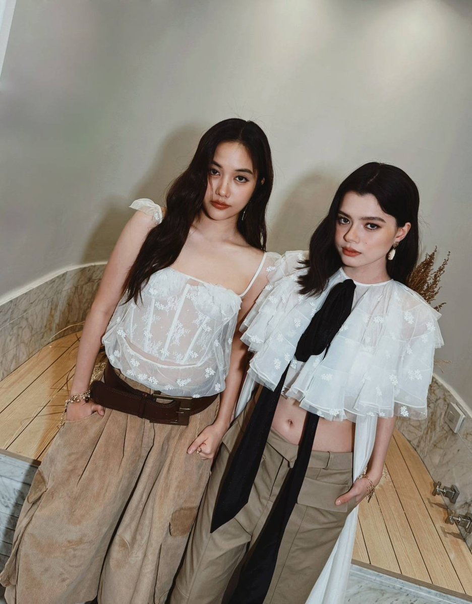 FREENBECK OFFICIAL (@freenbeckfc) on Twitter photo สุดแสนจะจึ้ง สวยตะลึง สวยตะโกนนน
<a href="/srchafreen/">P'freen (real)</a> <a href="/AngelssBecky/">Becky Armstrong</a>
FREEN BECKY LATAM TOUR BRAZIL
#FreenBecky1stFMinSaoPaulo
#ฟรีนเบค #FreenBecky
#srchafreen #Beckysangels สุดแสนจะจึ้ง สวยตะลึง สวยตะโกนนน
<a href="/srchafreen/">P'freen (real)</a> <a href="/AngelssBecky/">Becky Armstrong</a>
FREEN BECKY LATAM TOUR BRAZIL
#FreenBecky1stFMinSaoPaulo
#ฟรีนเบค #FreenBecky
#srchafreen #Beckysangels 