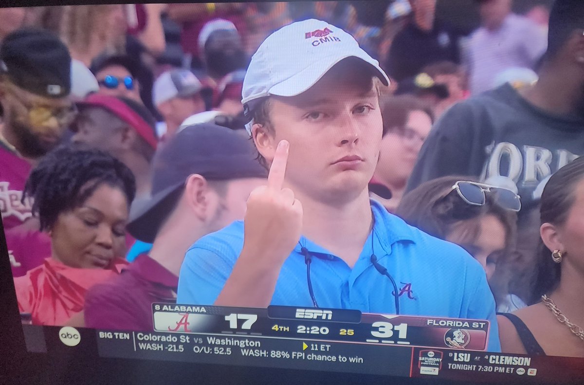 JustMemesMore's tweet image. Alabama fans mood: