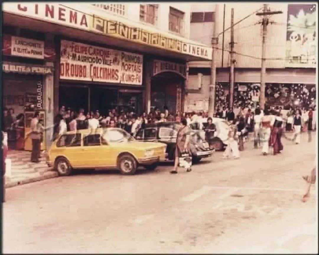 Antigo Cine Penharama no bairro da Penha, anos 70! #SPFotos