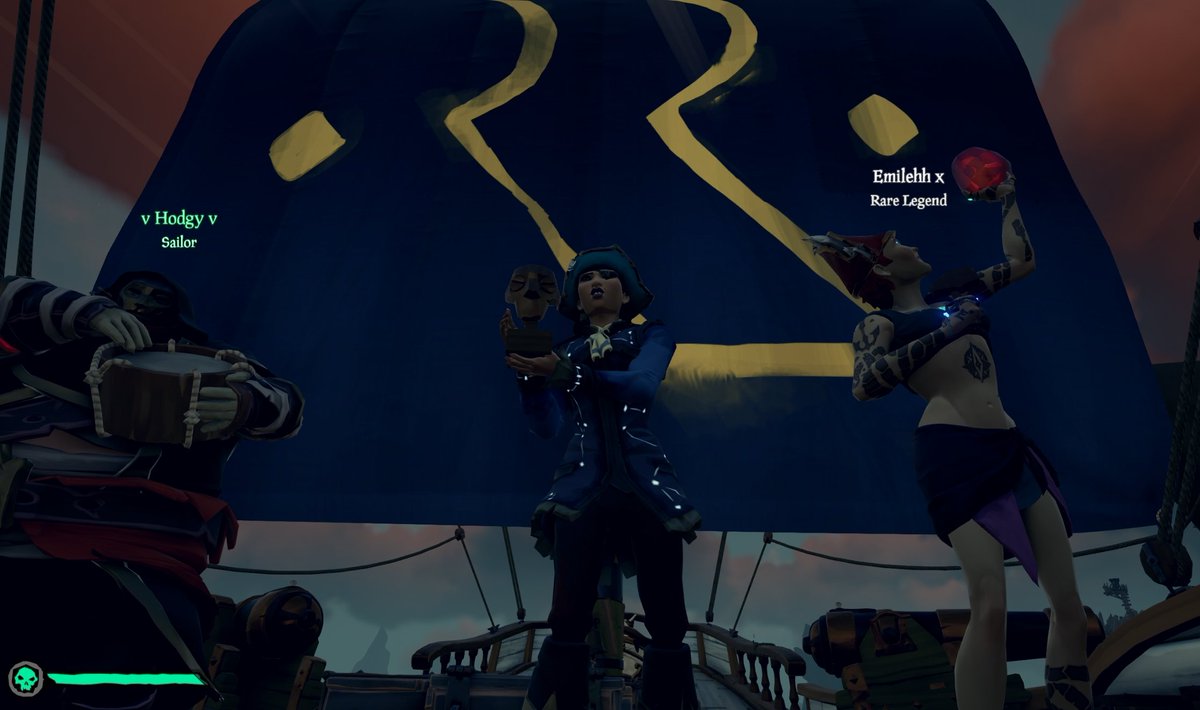 Randomly pops on to help someone who wanted to play SOT.... Then we find an amazing group of people.. Great times today. 
#BeMorePirate #SeaOfThieves