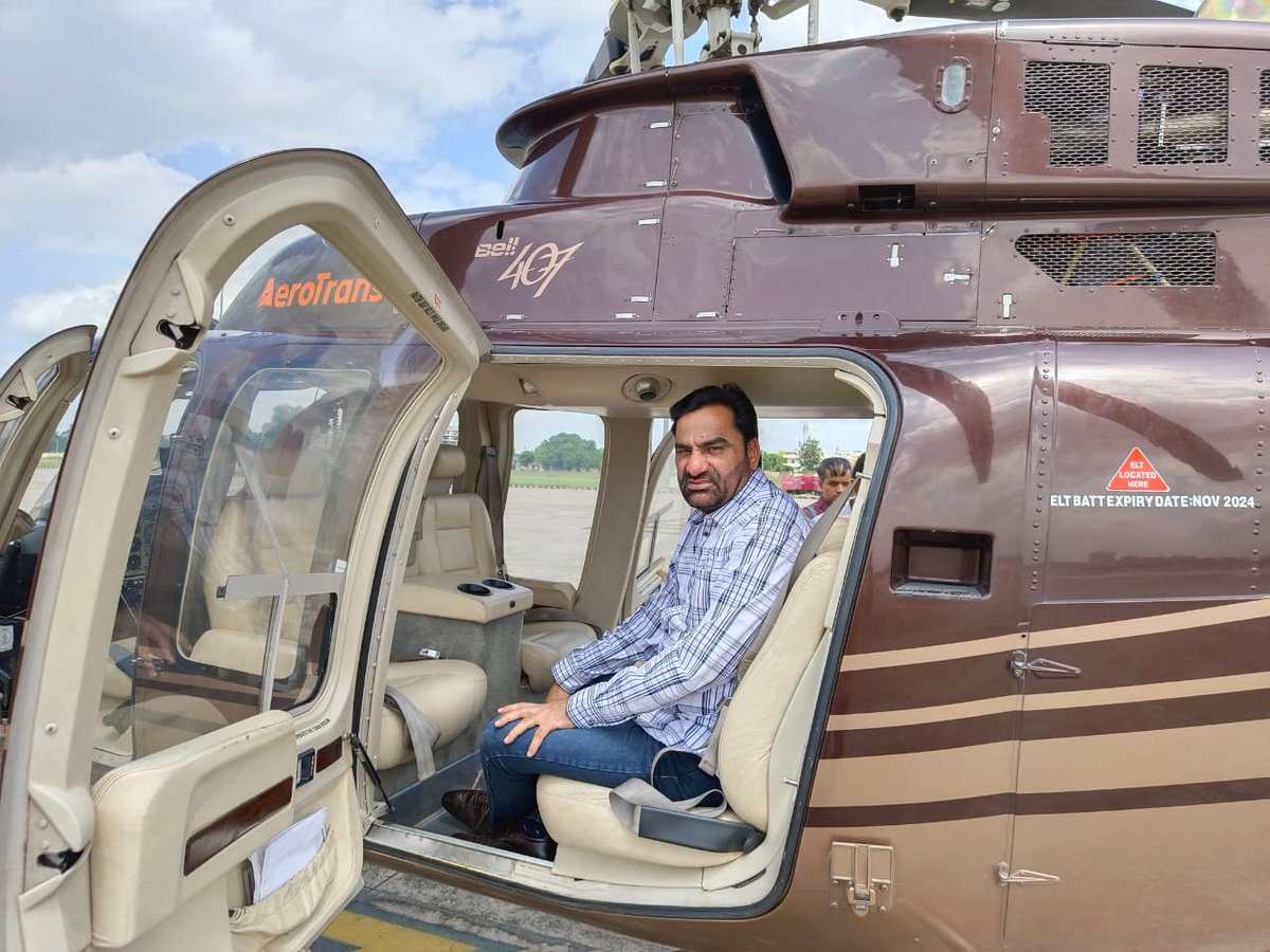 तेजा दशमी के दिन हेलीकोप्टर से हनुमान बेनीवाल जी के कार्यक्रम 🔰
1️⃣ सिंगड़ी (चुरू) – 10:15
2️⃣ चितावा (डीडवाना) –  11:15
3️⃣ सुरसुरा (अजमेर) – 12:15
4️⃣ बिदासर (चुरू) – 01:15
5️⃣ खरनाल (नागौर) – 02:15
6️⃣ धोरीमन्ना (बाड़मेर) – 04:00
#तेजादशमी #राधा_अष्टमी #Radhastami <a href="/hanumanbeniwal/">HANUMAN BENIWAL</a>