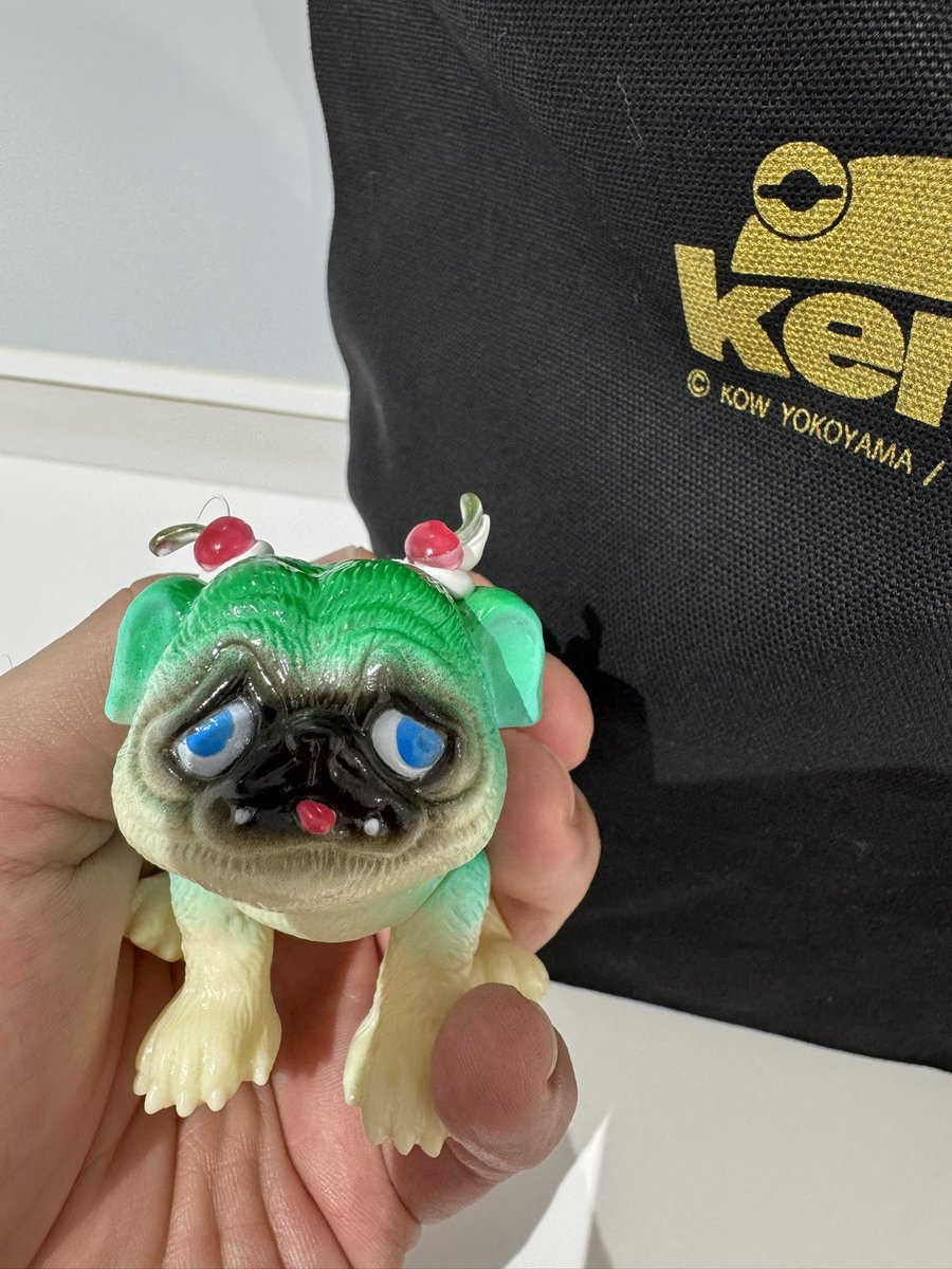 新緑パグ獣 PUGJYU ソフビ パグ ガチャガチャ