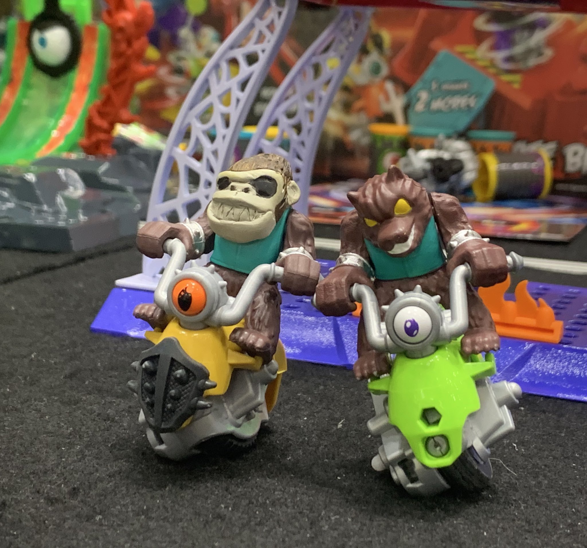 雑*屋様 幻の試作品!? 可愛すぎる!! 三輪車 モンスター兄弟（プロモ、マイク マジンガーZ＞あしゅら男爵、ダブラスM2、ガラダK7のレトロな