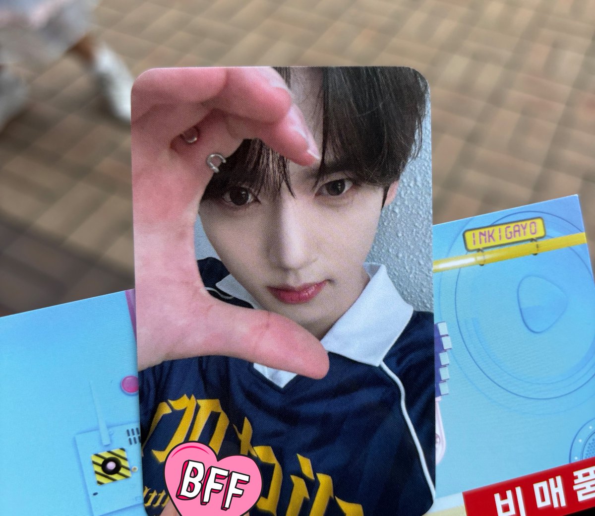 250831 인기가요 #한유진 mc 포카

예뽀니♡♡