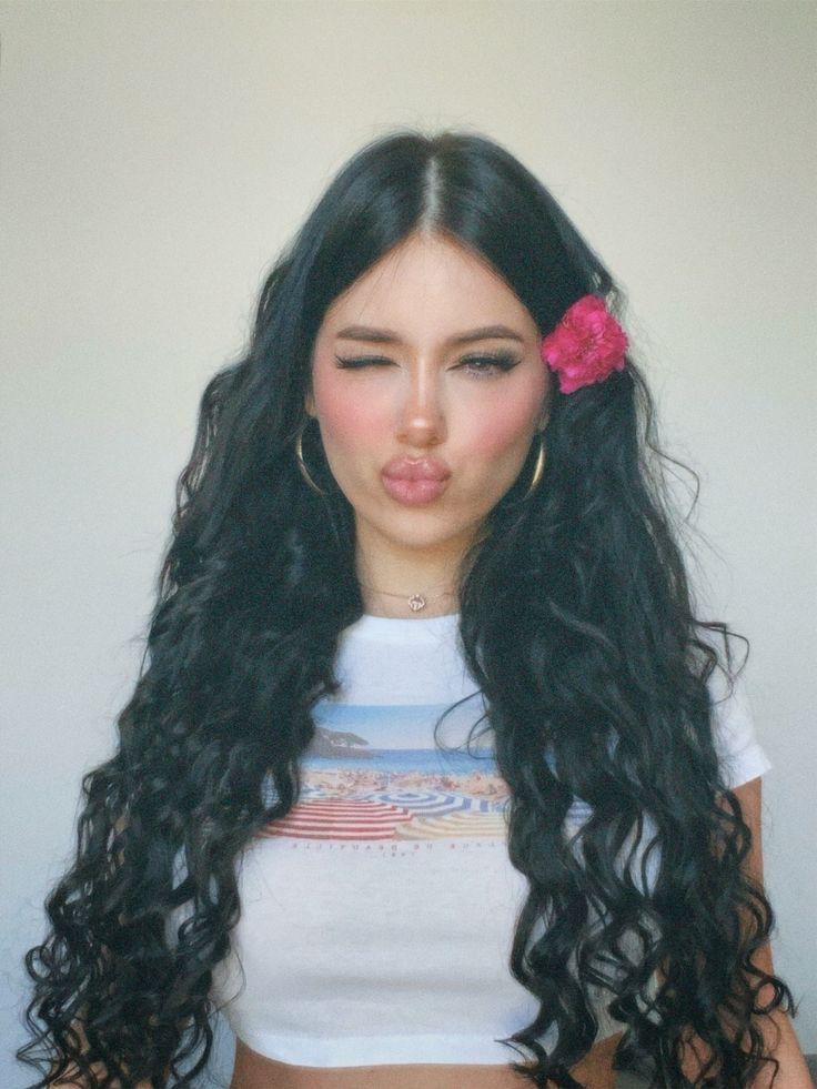 إنا انسانه لطيفه وجميله🌚🌚
 بس لما حد يغلط معي🌚
 لطيفه وجميله بياخدوو اجازة🙂🙂🙂
#صباح_الخيرᅠ