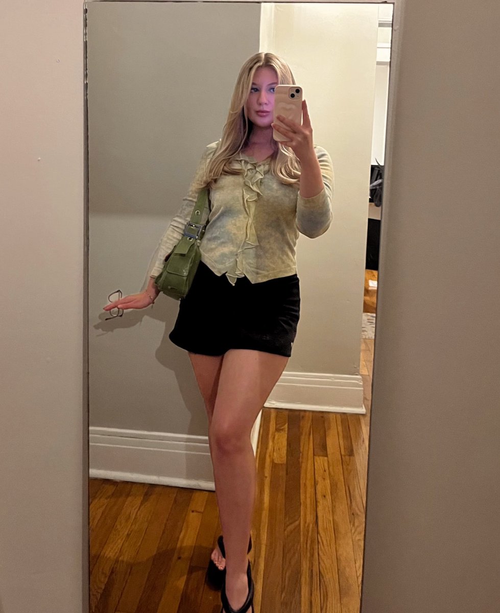off to dinner :)