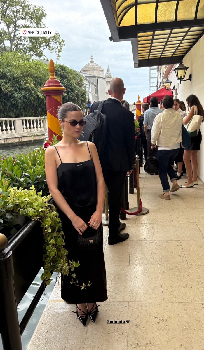 sarah catherine source tweet media