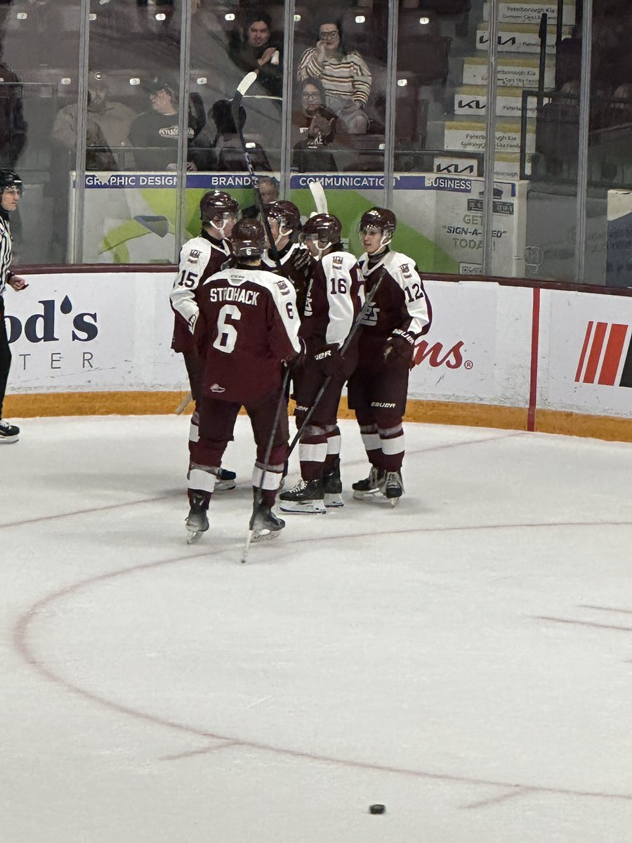 McCallum finds the back of the net to give the <a href="/PetesOHLhockey/">Peterborough Petes</a> a 2-1 lead late in the second