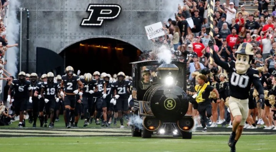 Davonte Degraffenreid (@davontedegraff3) on Twitter photo Thank you Purdue football for having me on a gameday visit!#BoilerFootball <a href="/BoilerFootball/">Purdue Football</a> <a href="/CoachClark3/">Charles Clark</a> <a href="/DreScruggs_/">D'Andre Scruggs</a> <a href="/_CoachTeague_/">Luke Teague</a> <a href="/CoachNatePurdue/">Nate Dennison</a> Thank you Purdue football for having me on a gameday visit!#BoilerFootball <a href="/BoilerFootball/">Purdue Football</a> <a href="/CoachClark3/">Charles Clark</a> <a href="/DreScruggs_/">D'Andre Scruggs</a> <a href="/_CoachTeague_/">Luke Teague</a> <a href="/CoachNatePurdue/">Nate Dennison</a>