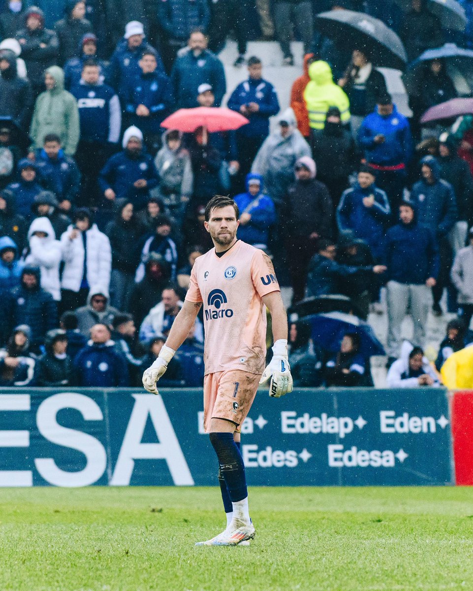 La figura del partido🧤⚽️

Ezequiel Centurión 🔥

#ElMásGrandeDeMendoza #ArribaLaLepra