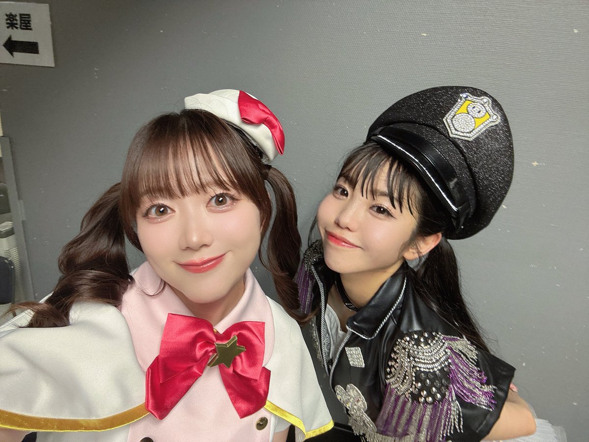 ayasa_ito's tweet photo. ひなたに会えました！
2人ともツインテール👧♡♡
#アニサマ https://t.co/cHIXXPAx9W