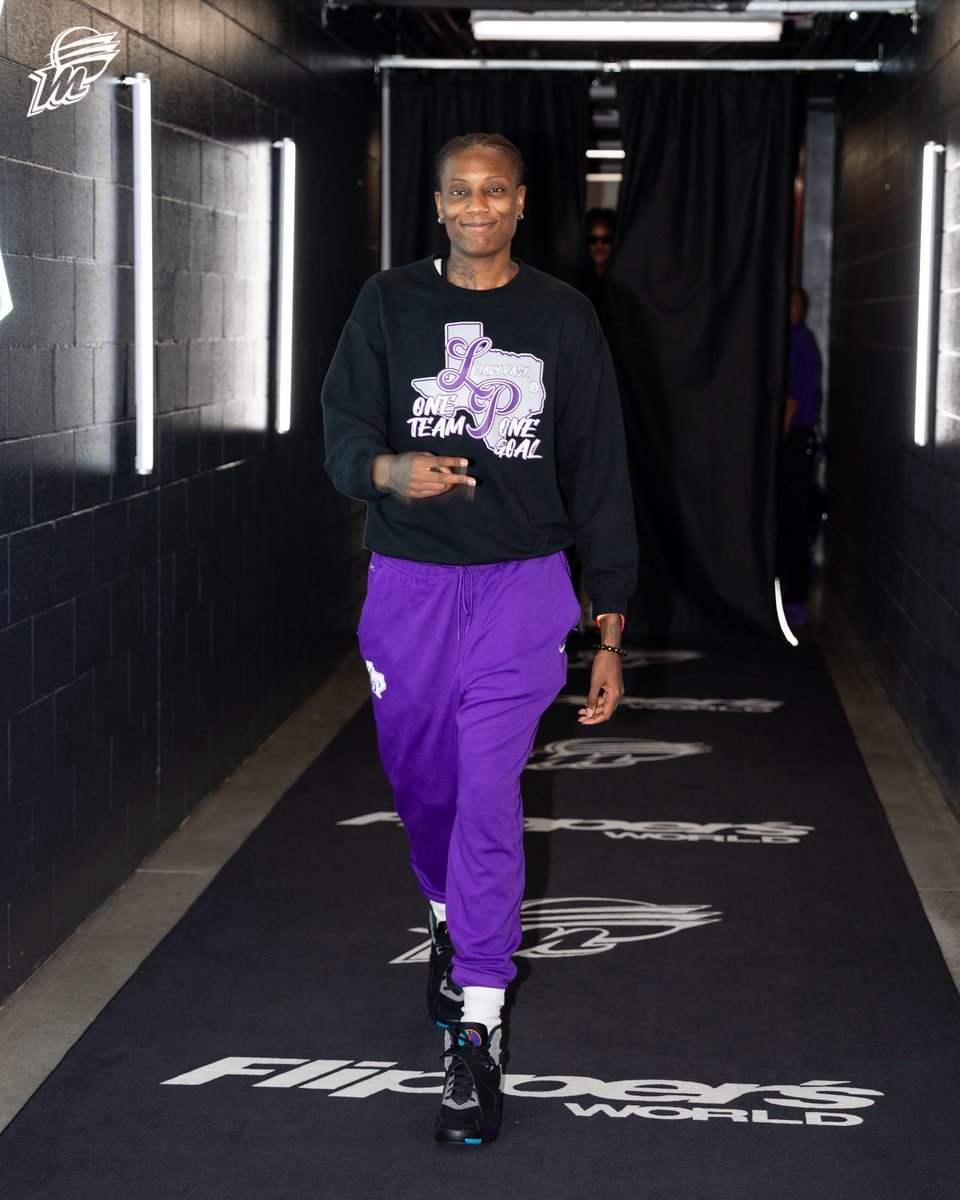 Phoenix Mercury tweet media