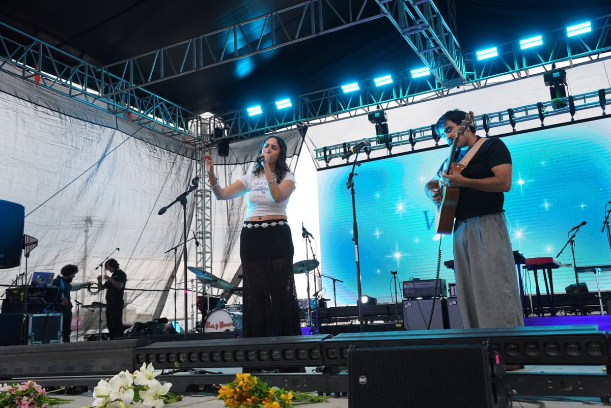 #GaleríasMetepec 

La voz de <a href="/valeriajassomx/">Valeria Jasso</a> llenó de magia nuestra noche en GaleríasMetepec 💫
Un concierto que confirma que compartir juntos la nueva ampliación #EsGrandioso.