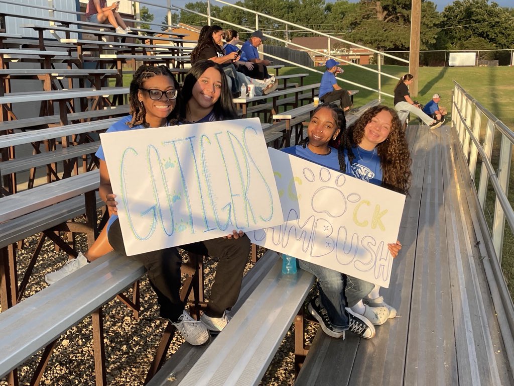 Women’s Basketball out on this beautiful night to support women’s Soccer vs. Friends University! <a href="/bradjwillems/">Brad Willems</a> <a href="/CCCTigersWBB/">CCC Tigers WBB</a>