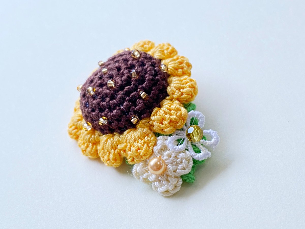 8/31の誕生花はヒマワリ🌻
ヒマワリのヘアゴム&amp;ブローチ販売中です♪

🌻ヘアゴム🌻
minne.com/items/627938
🌻ブローチ🌻
minne.com/items/10304377

#minne #ひまわり #あみぐるみ #誕生花