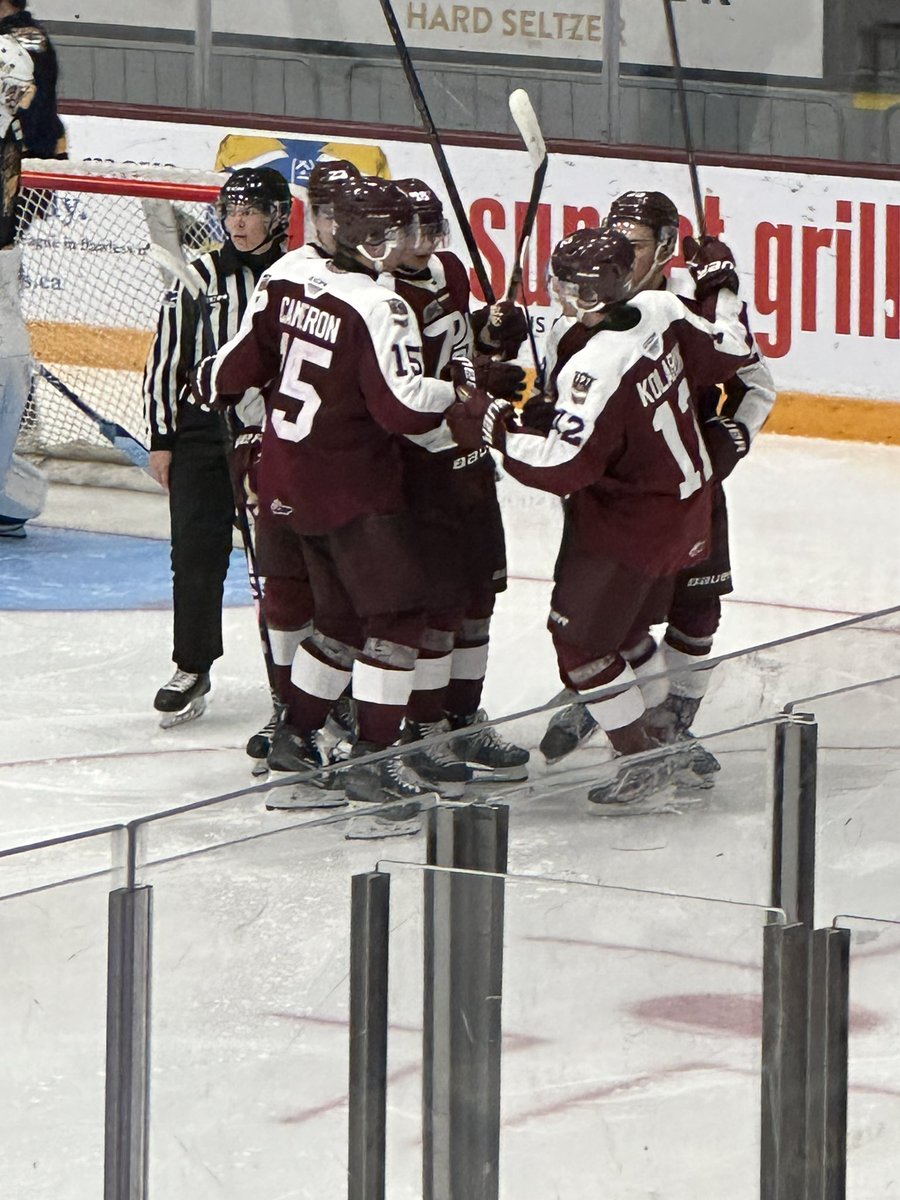 Kolarik adds another for the <a href="/PetesOHLhockey/">Peterborough Petes</a> to make it 3-1 early in the third