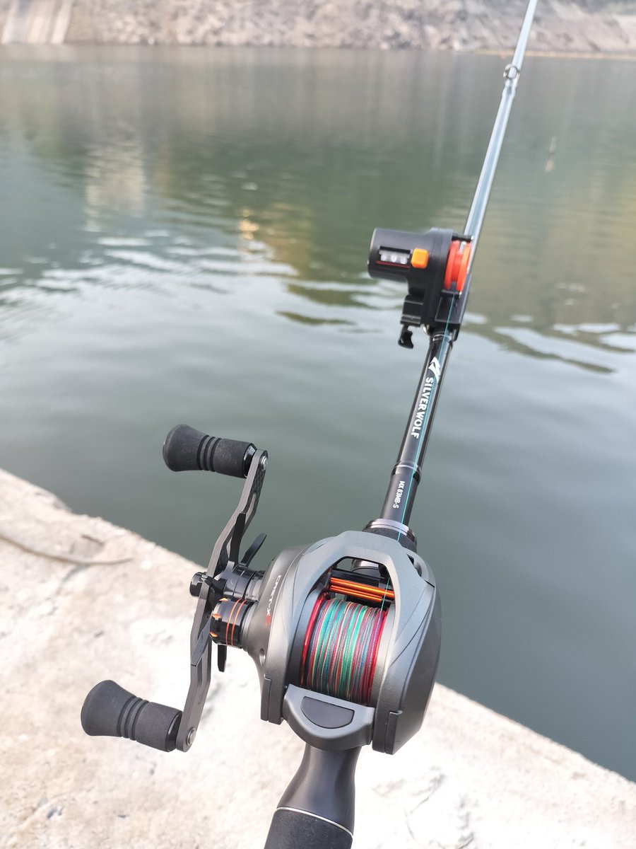 SEASIR CAST-X2　フルセラ
MANSORY シャロースプール　フルセラ

PE0.8号 
スプール重量（BBライン込リーダー含まず）10.4g
10g - 52m ,  15g - 61m

PE1.0号 
スプール重量（BBライン込リーダー含まず）12.1g
10g - 50m ,  15g - 60m