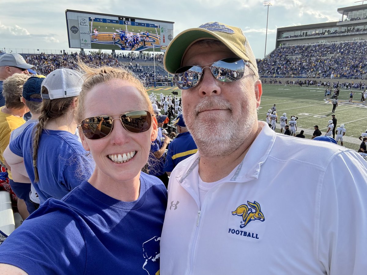 ShellyBayer's tweet photo. Ready for the Dan Jackson era! 💙 #GoJacks https://t.co/AoOnDADLHm