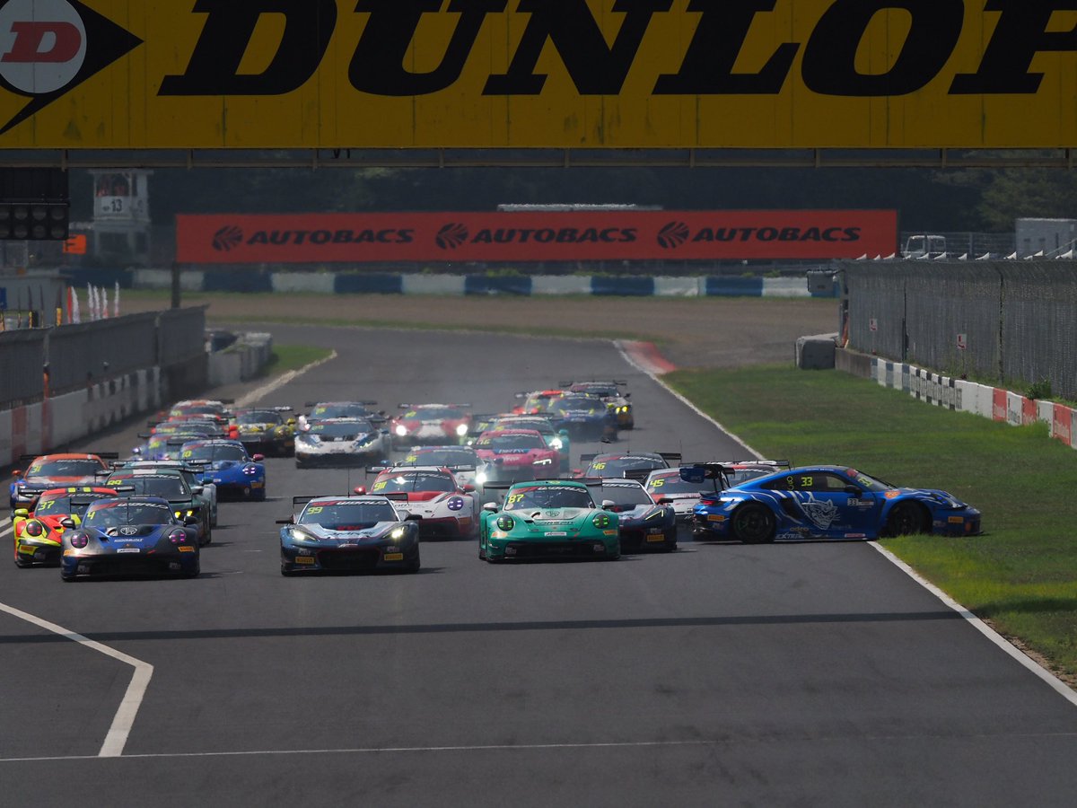 wrxvabc2's tweet image. スタート直後、
大クラッシュ😱
 #GTWCasia
#GTWorldAsia #GTWC 
#JAPANCUP
#岡山国際サーキット