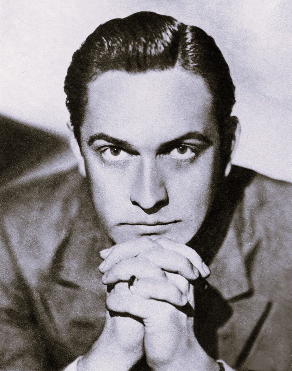 🎂Happy birthday!

Fredric March