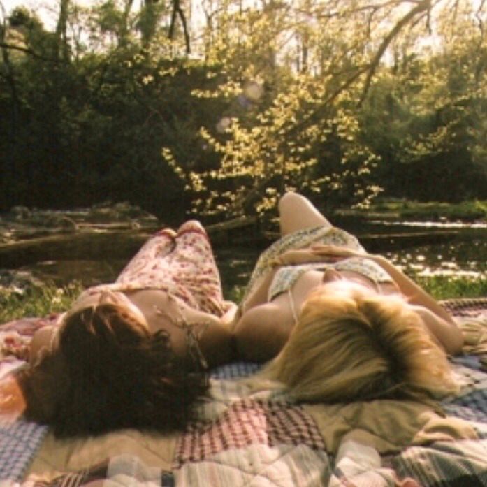 maydove thinker 💭 tweet media