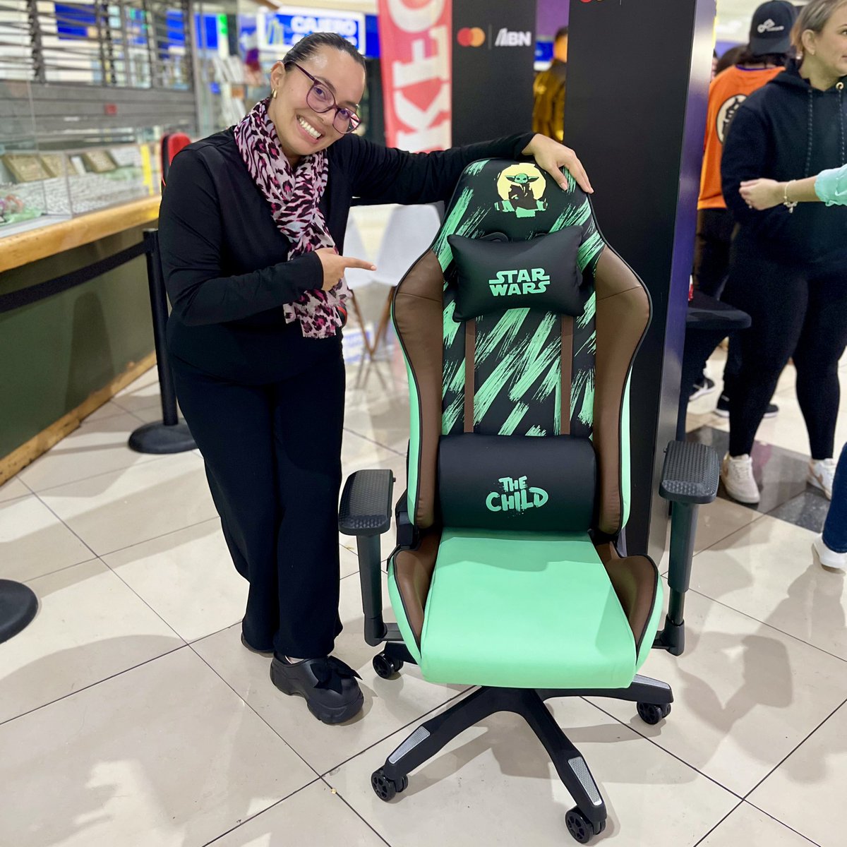 banconacionalcr's tweet image. 🎮 ¡Game On ha estado épico!
Respawn de energía, premios y GG en cada partida. 🏆
Seguimos celebrando el Día del Gamer. 👾

#DíadelGamer #GameOn #TomáElControl