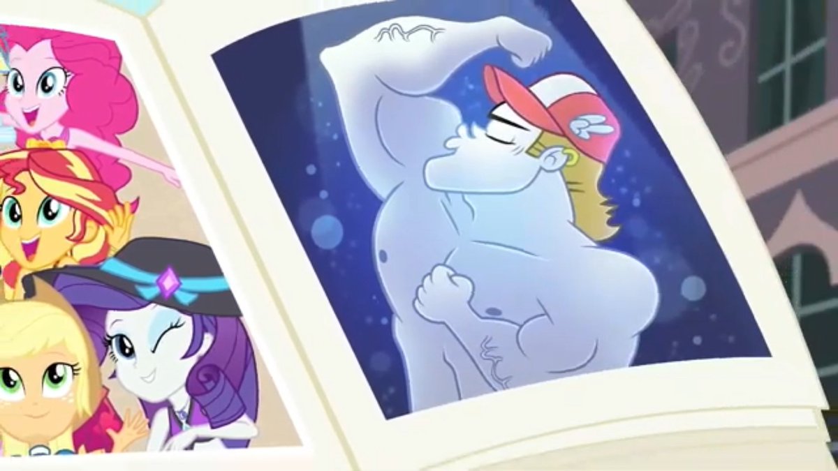 Trijosh1's tweet photo. Let's be real, we knew he's gonna be in the book.
#mylittlepony #EquestriaGirls #EquestriaGirlsForgottenFriendship #ForgottenFriendship #BulkBiceps https://t.co/pQLV3uNA0c
