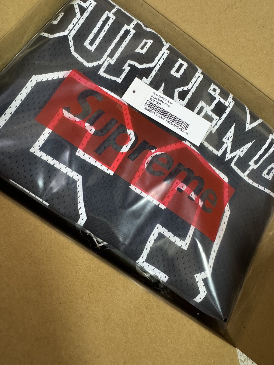 a_supremeog's tweet photo. @Supreme_Pen_ATC
#Supremeペンギン代行
Supreme ’25F/W Week1 立ち上げ
ありがとうございました！ https://t.co/GqlAbTbZdm